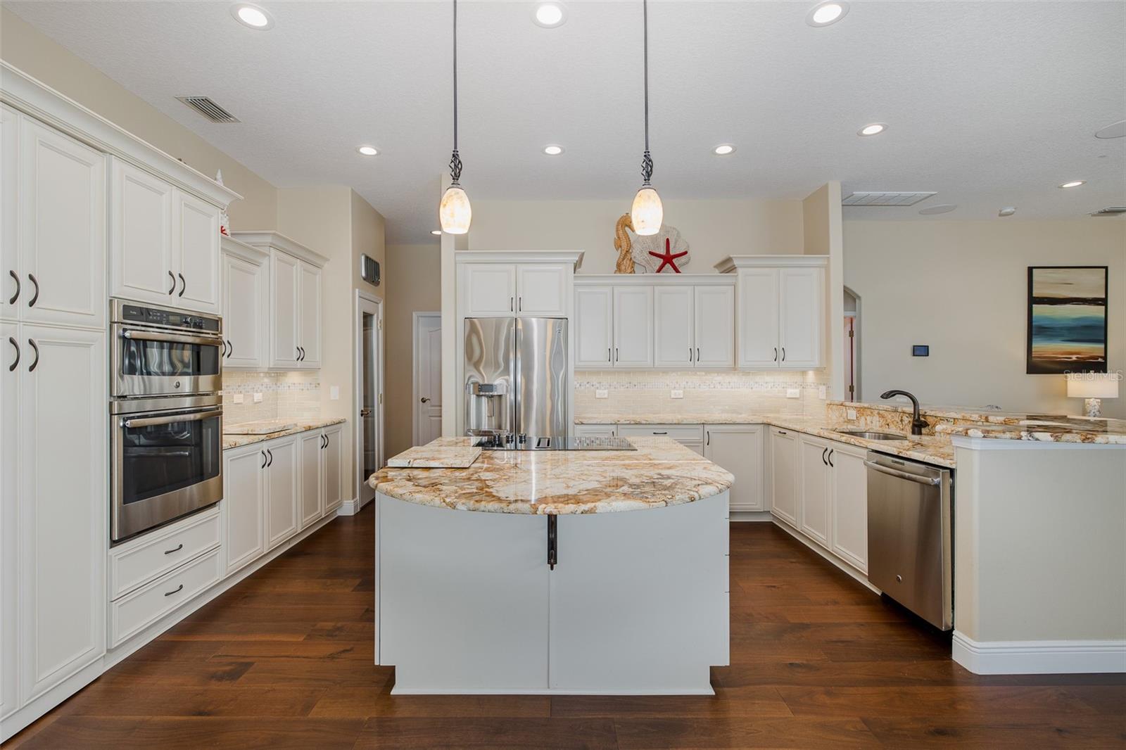 HAWKS LANDING - Residential