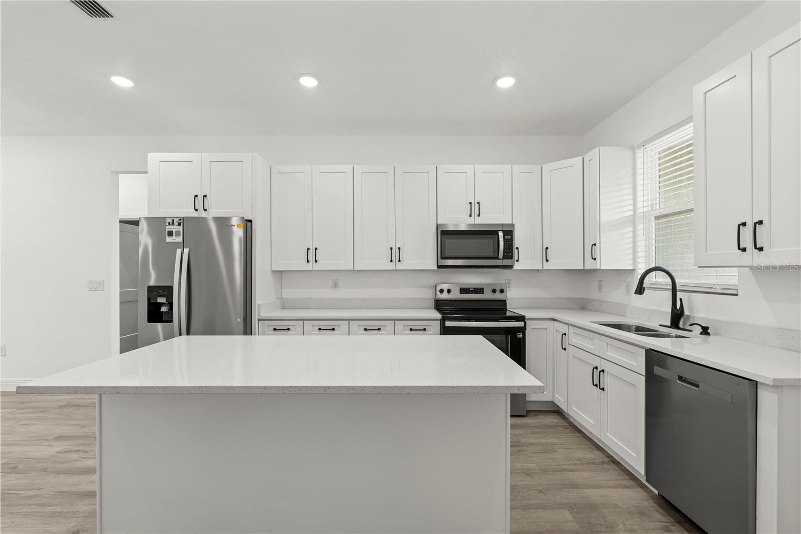 LOCKHARTS SUB - Residential
