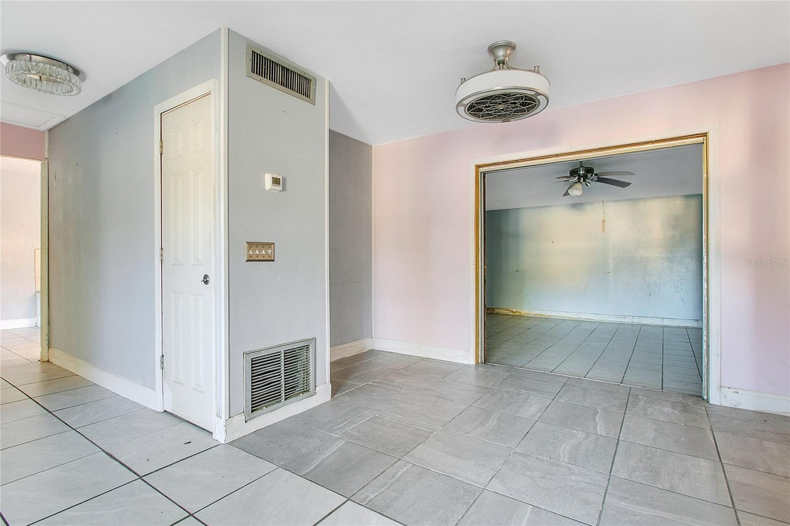 CANDLELIGHT OAKS - Residential