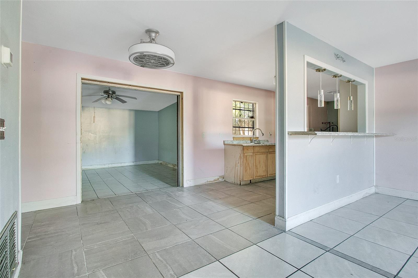 CANDLELIGHT OAKS - Residential