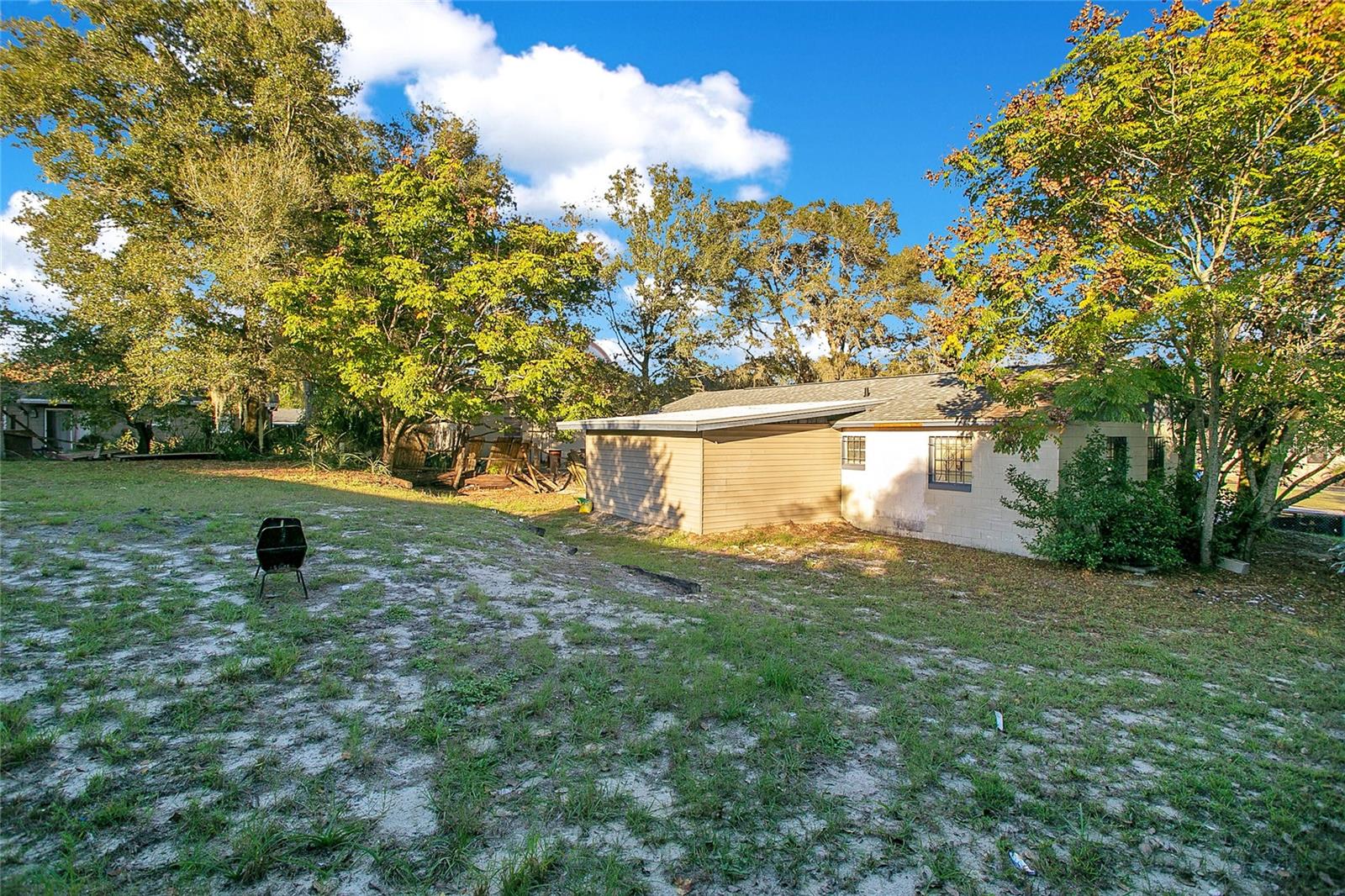 CANDLELIGHT OAKS - Residential