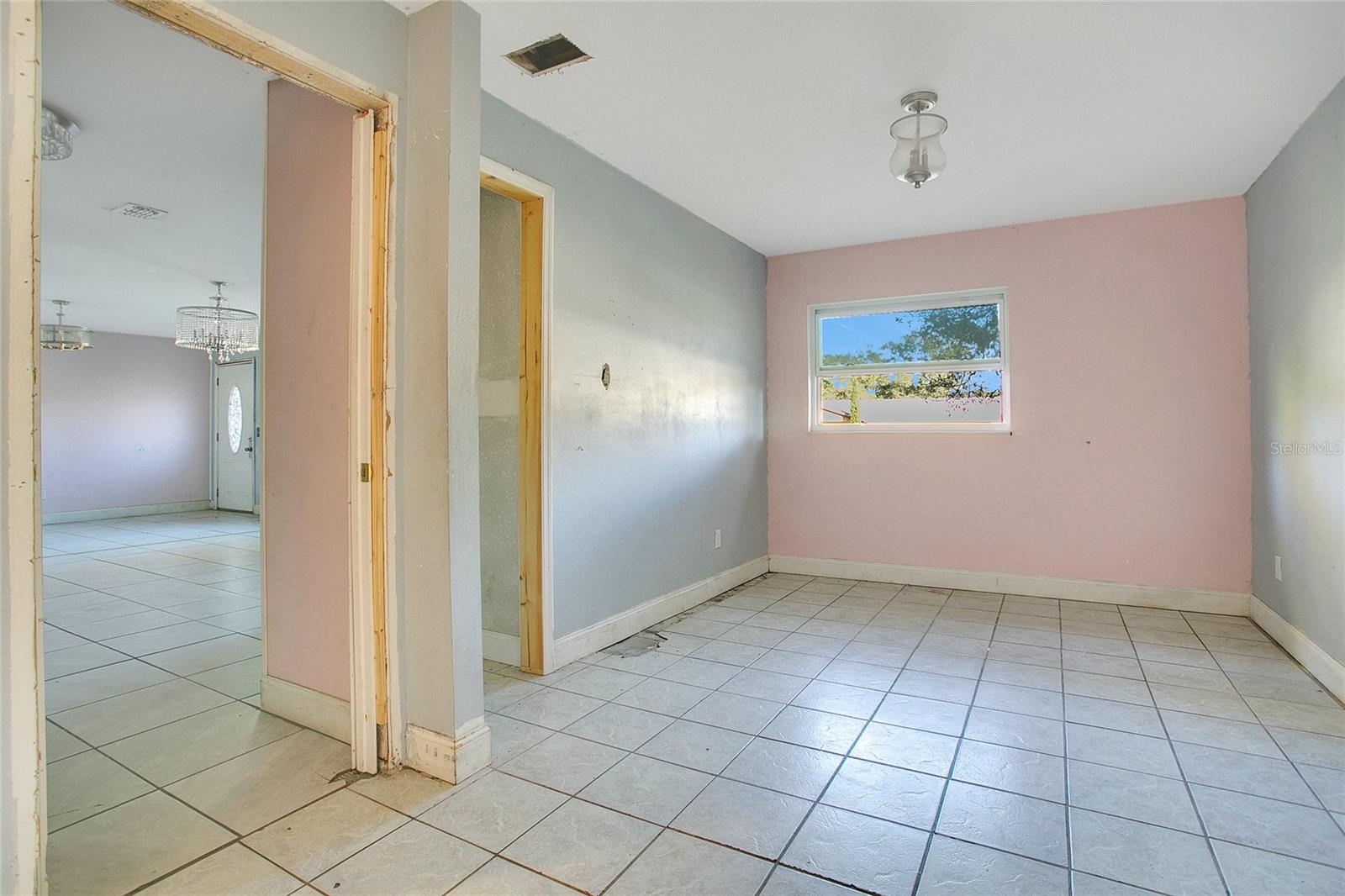 CANDLELIGHT OAKS - Residential