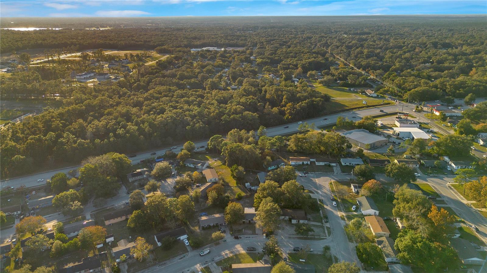 CANDLELIGHT OAKS - Residential