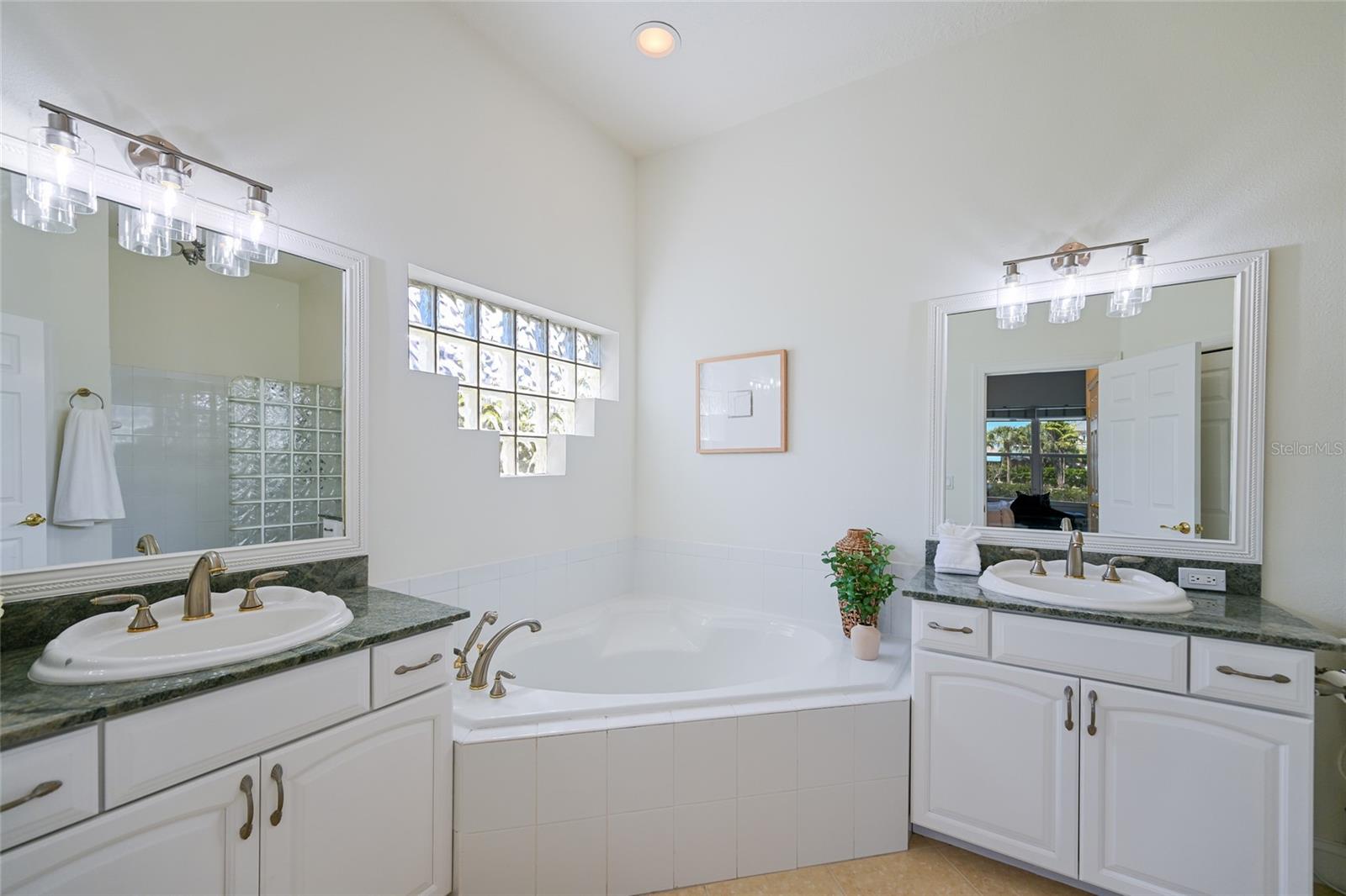 RIVER POINT OF MANATEE - Residential