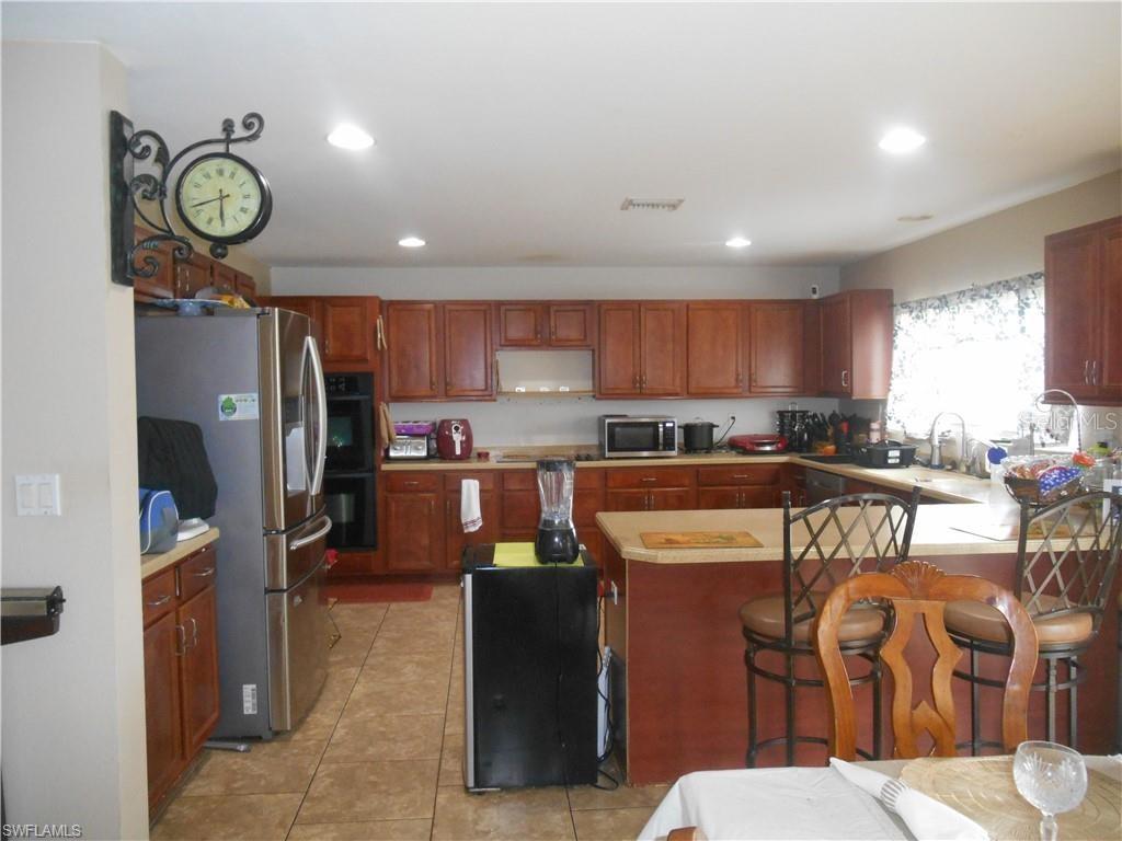 2422 NW 19TH PLACE