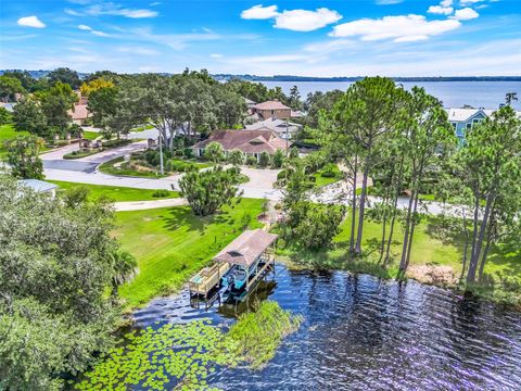 Photo of 721 W Lakeshore Drive, Clermont, FL 34711 (MLS # G5103220)