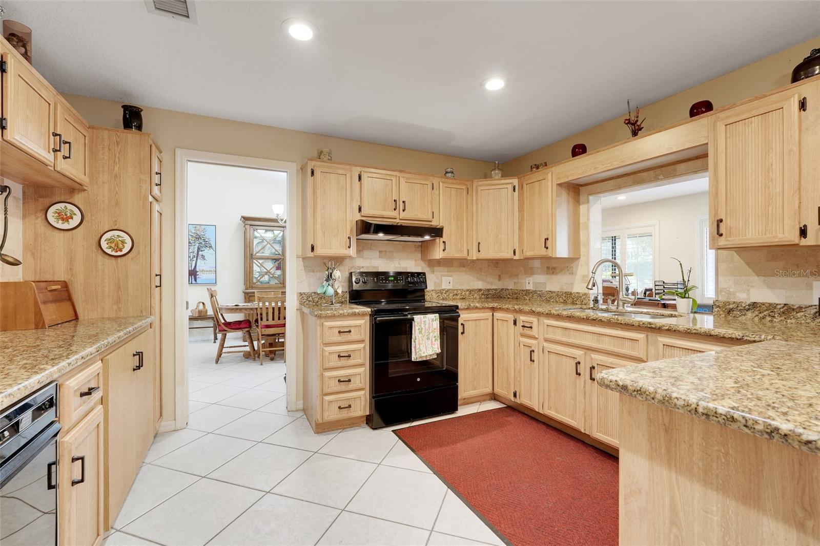 CLERMONT MARGAREE GARDENS SUB - Residential