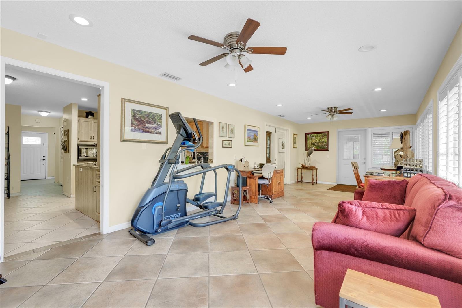 CLERMONT MARGAREE GARDENS SUB - Residential
