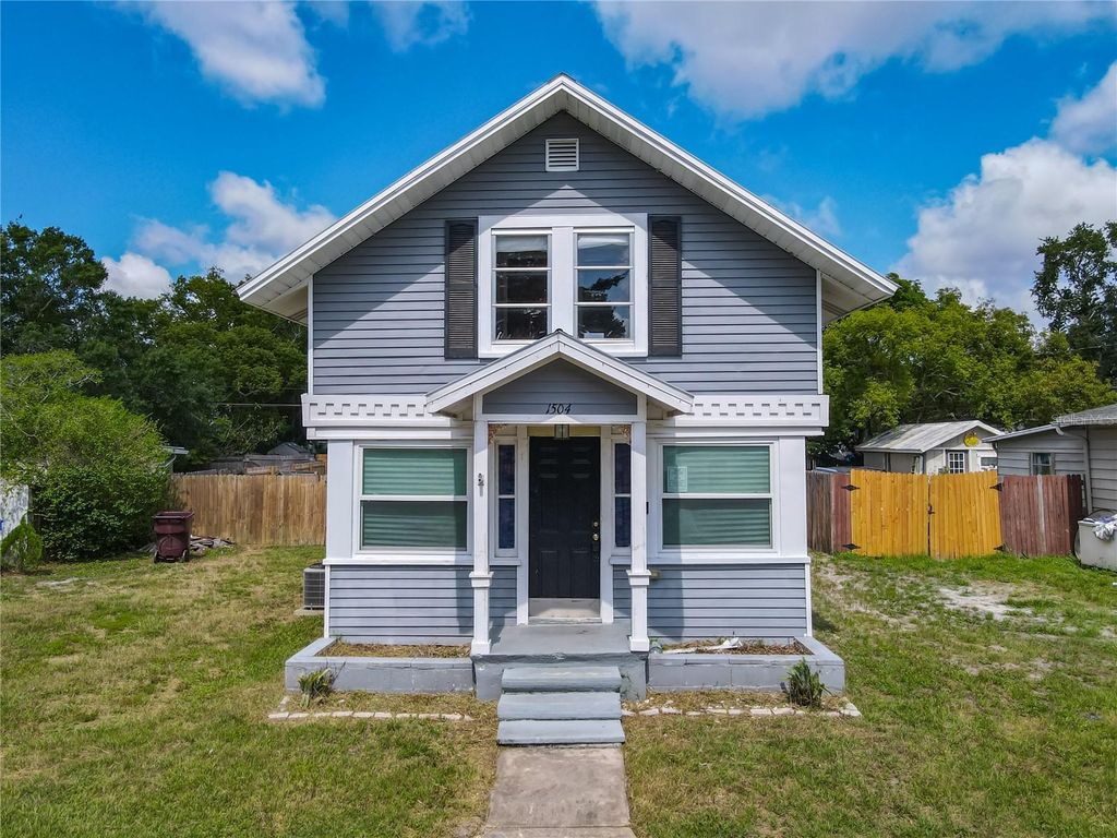 Photo of 1504 Indiana Avenue, Saint Cloud, FL 34769 (MLS # O6314422)