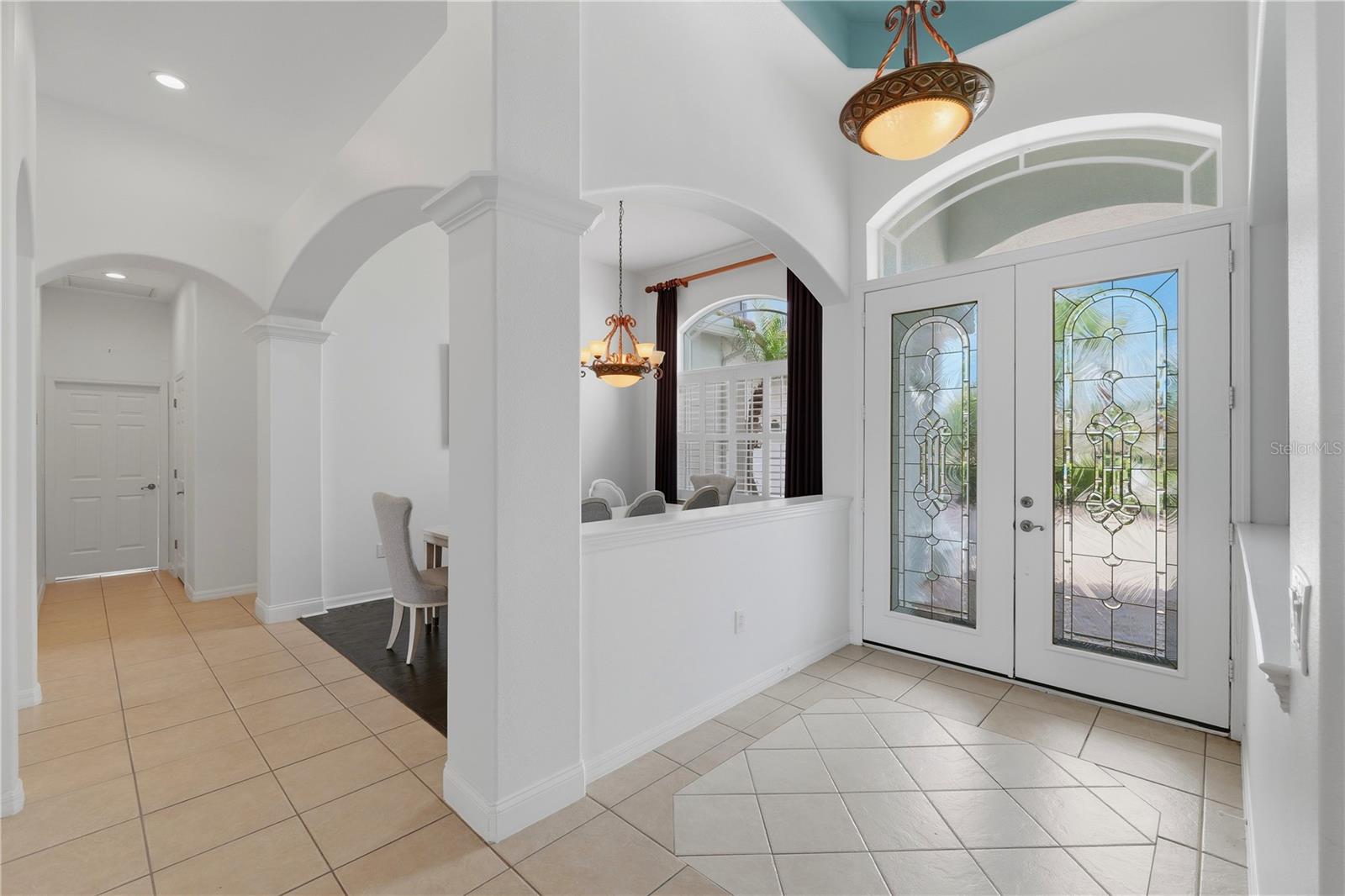 10513 BERMUDA ISLE DRIVE