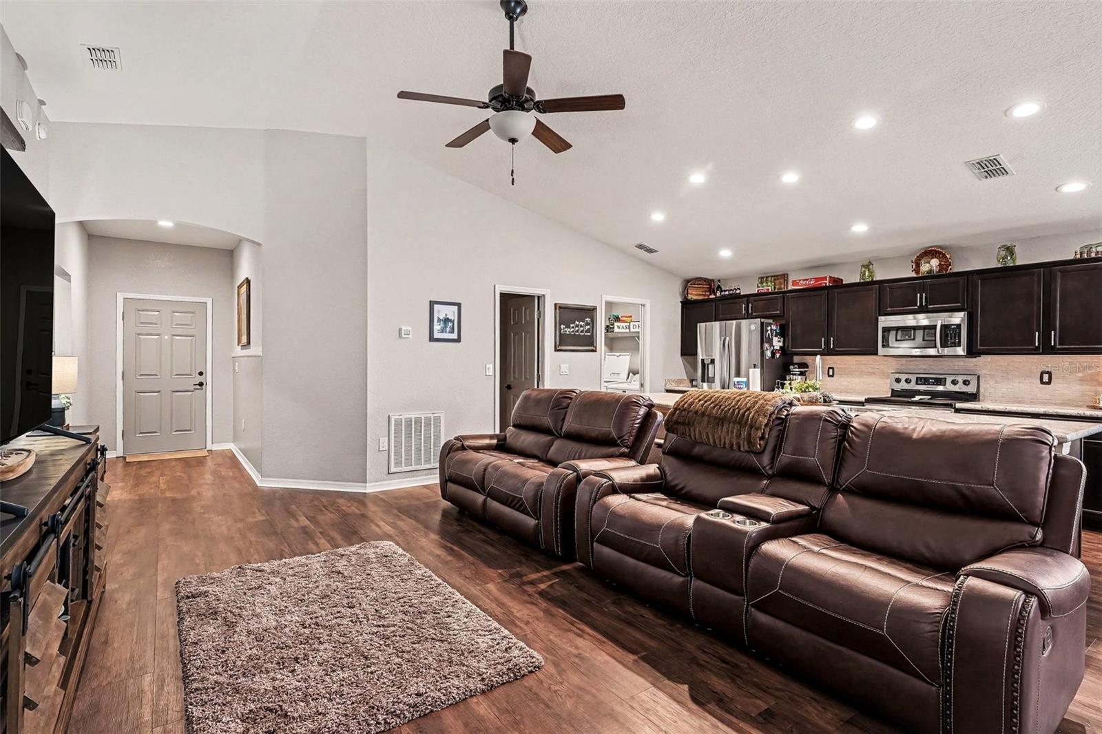 NORMANDY HEIGHTS 3B PB 173 PGSG 48-51 LOT 180 - Residential