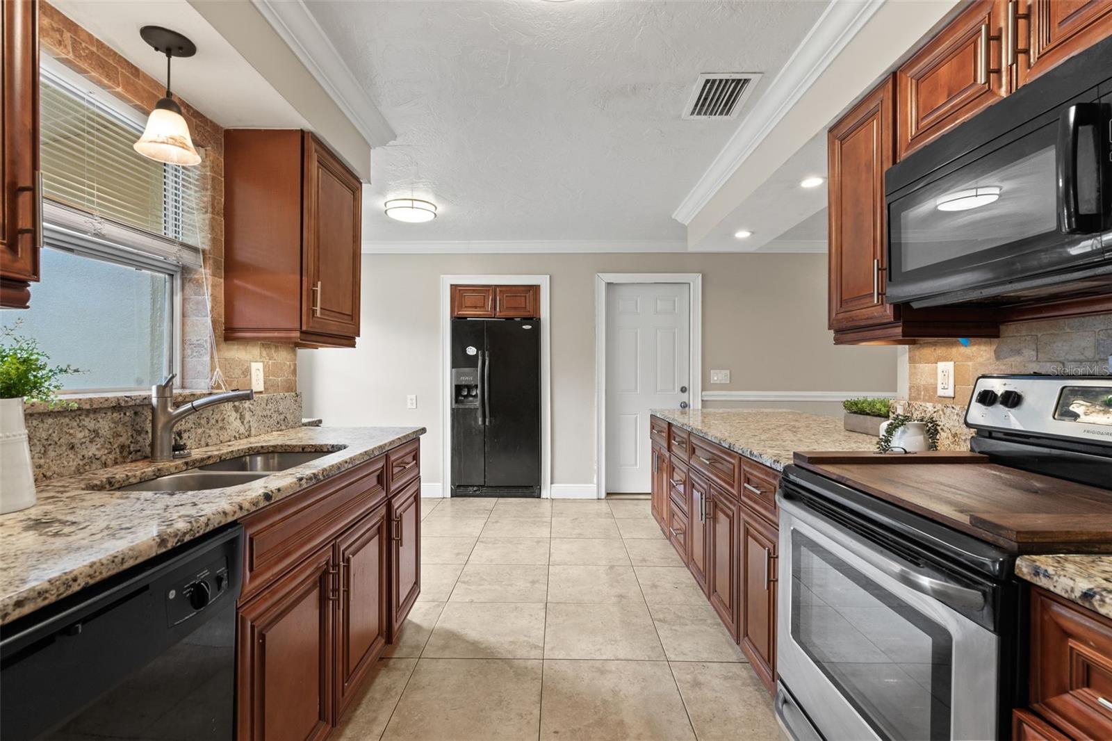 CURLEW CITY - Residential