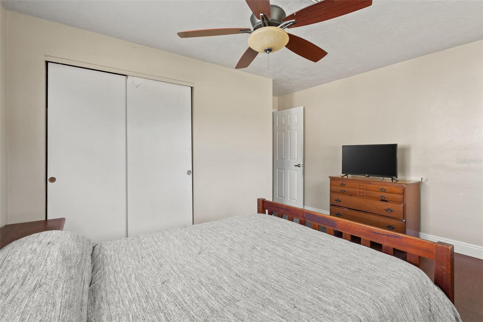 CURLEW CITY - Residential