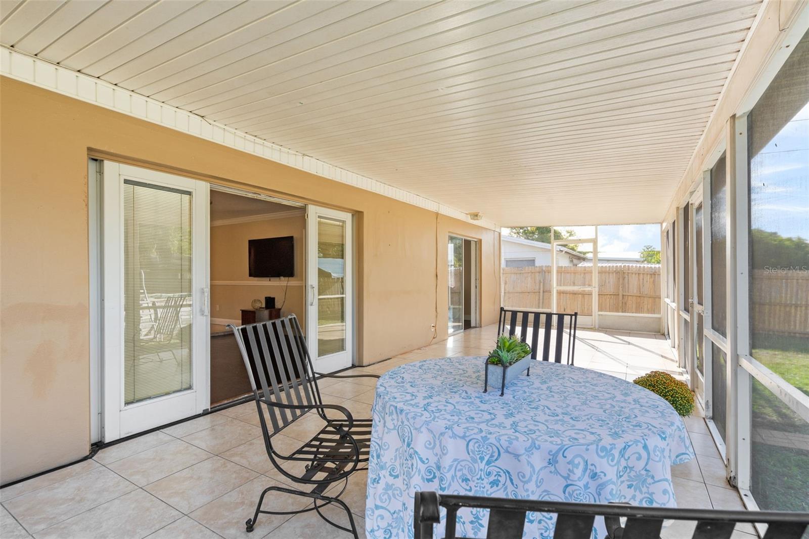 CURLEW CITY - Residential