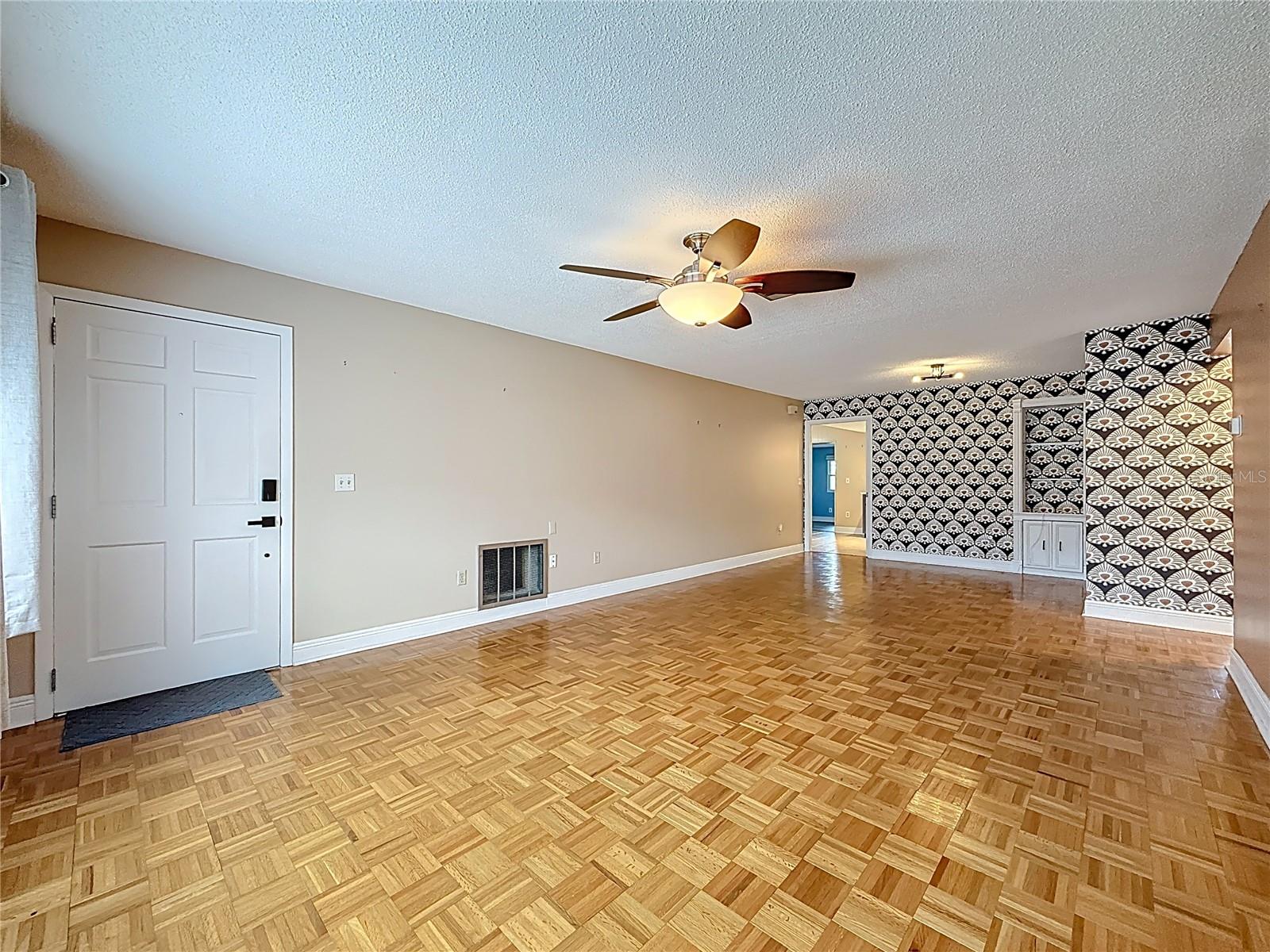 ROTHMOOR ESTATES CONDO - Residential