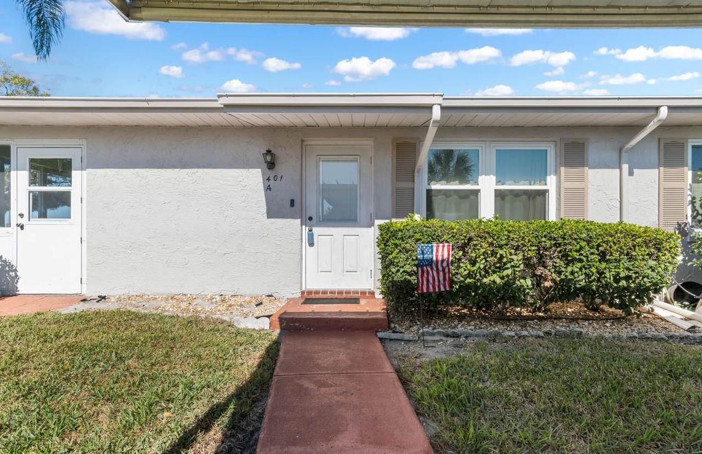 Photo of 401 Faraday Trail #A, Sun City Center, FL 33573 (MLS # TB8462019)