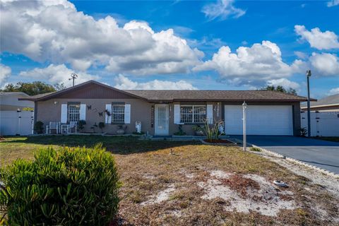 Photo of 2825 Beal Street, Deltona, FL 32738 (MLS # S5142207)