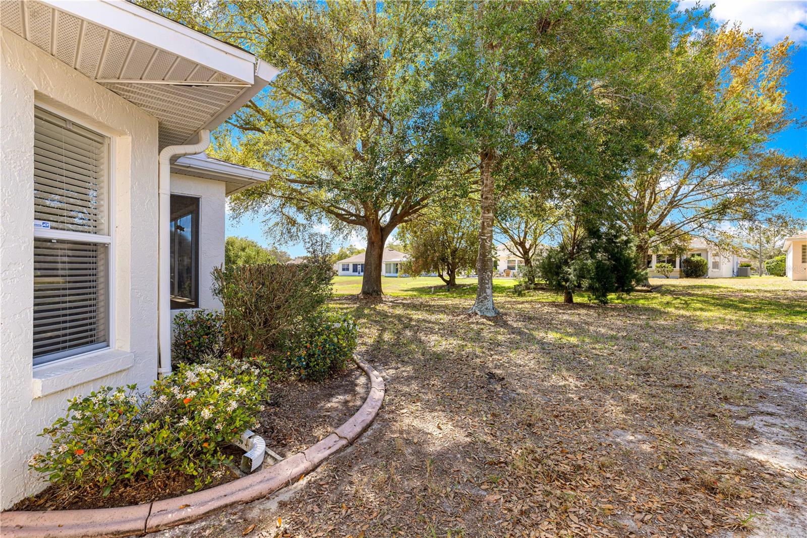 ON TOP OF THE WORLD - Residential