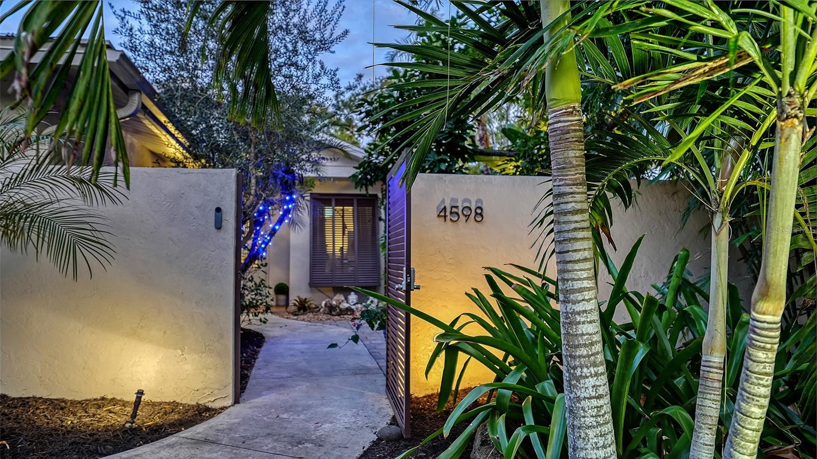 ADAMS HEIGHTS - Residential