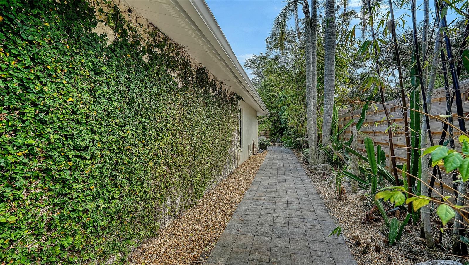 ADAMS HEIGHTS - Residential