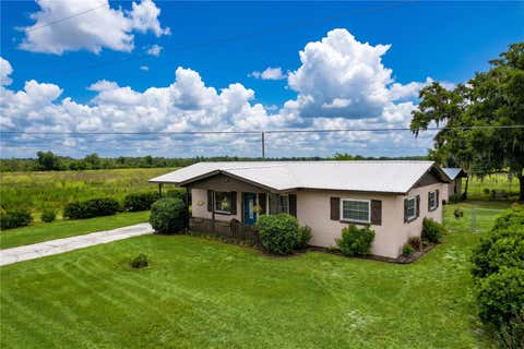 Photo of 392 Old Dixie Highway, Bowling Green, FL 33834 (MLS # B4902284)