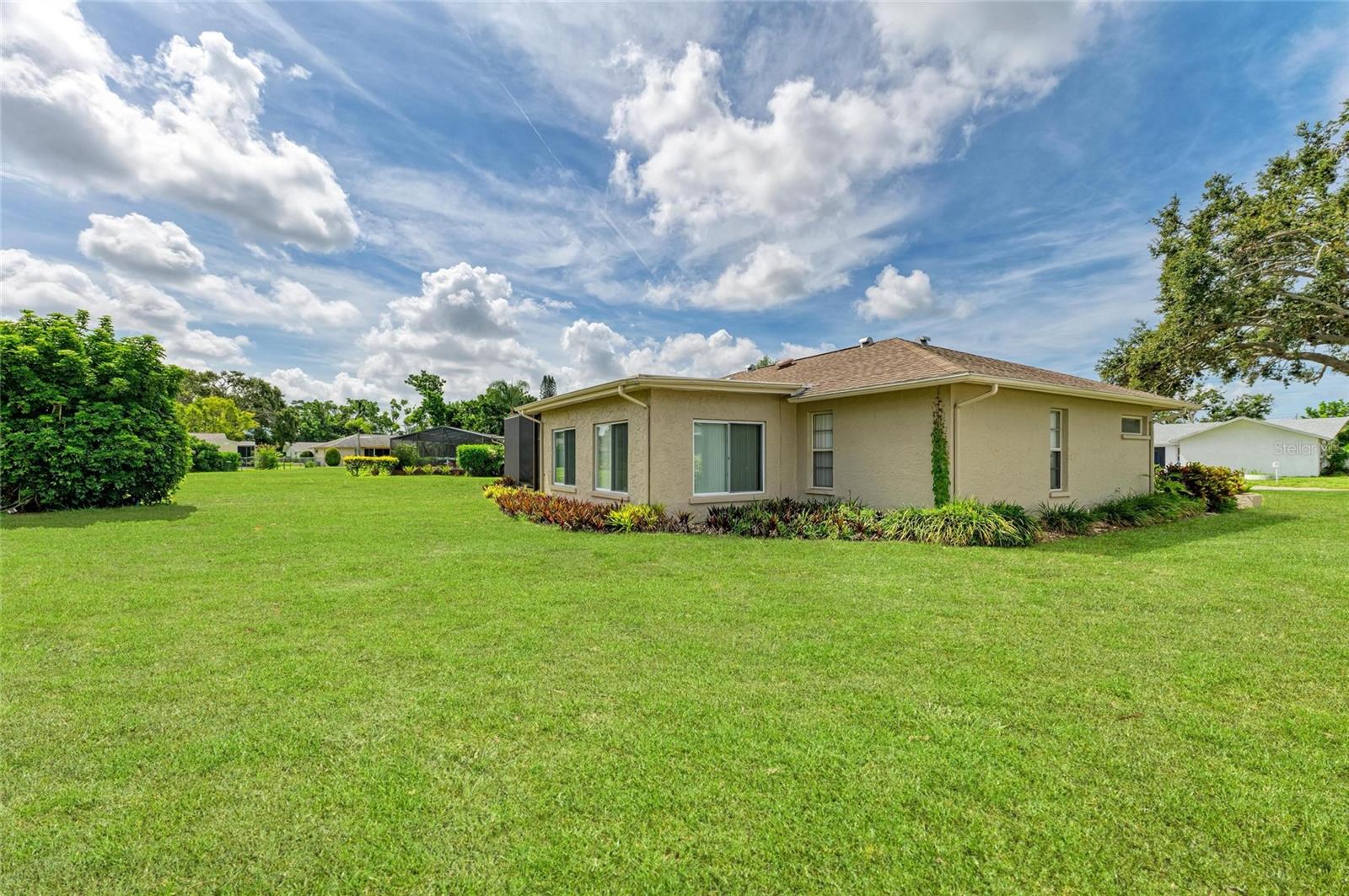 VILLAGE GREEN OF BRADENTON - Residential