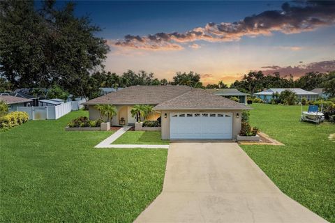Photo of 6804 19th Avenue W, Bradenton, FL 34209 (MLS # A4669951)