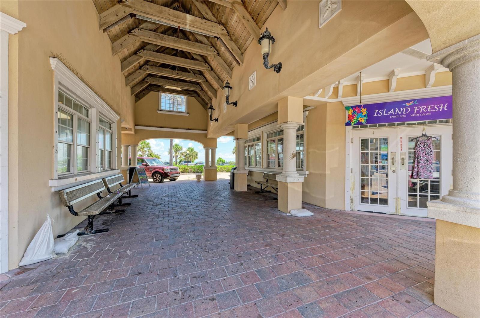 VILLAGE GREEN OF BRADENTON - Residential