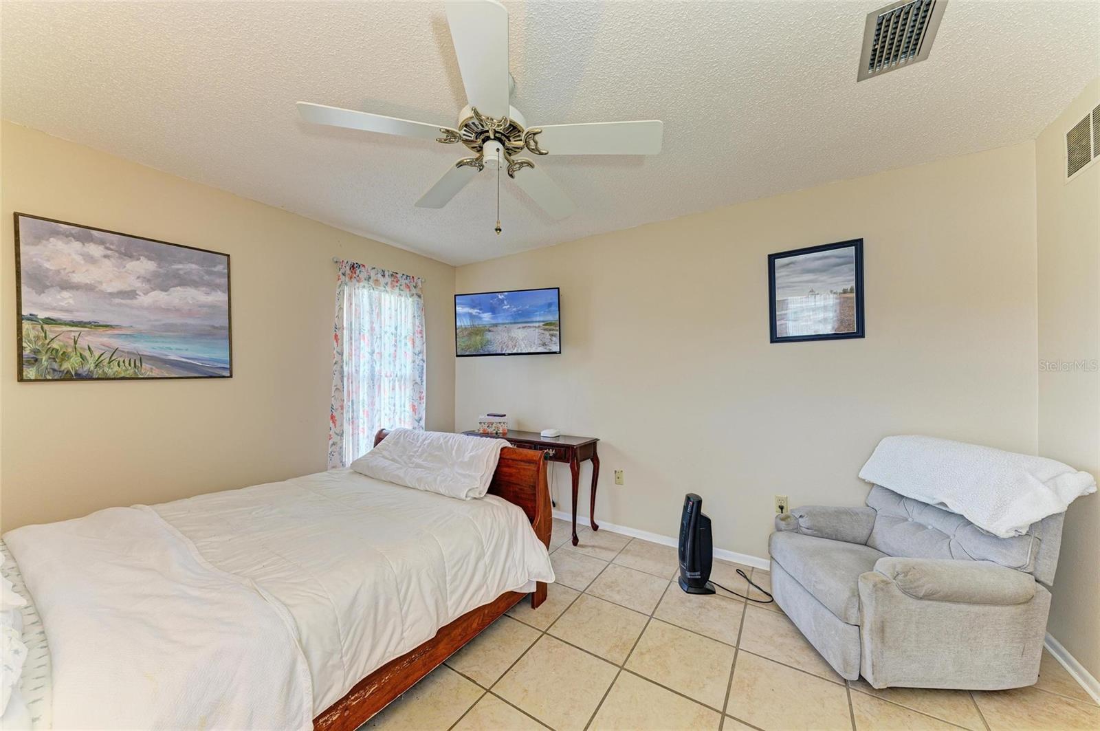 VILLAGE GREEN OF BRADENTON - Residential