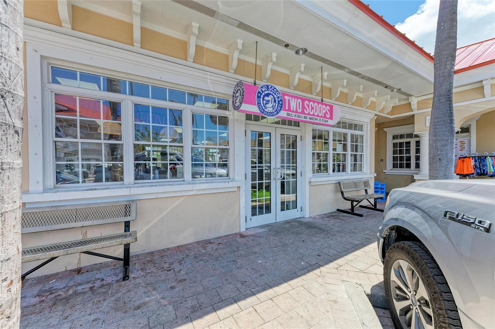 VILLAGE GREEN OF BRADENTON - Residential