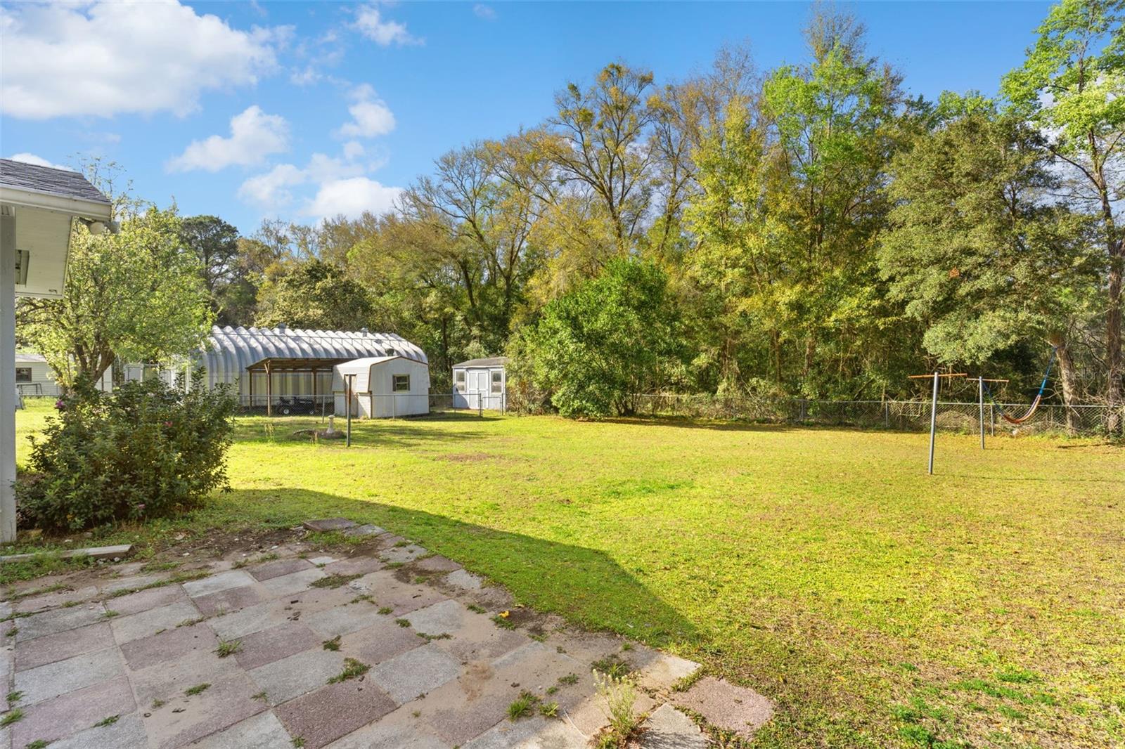 RAINBOW LAKES ESTATE - Residential Lease