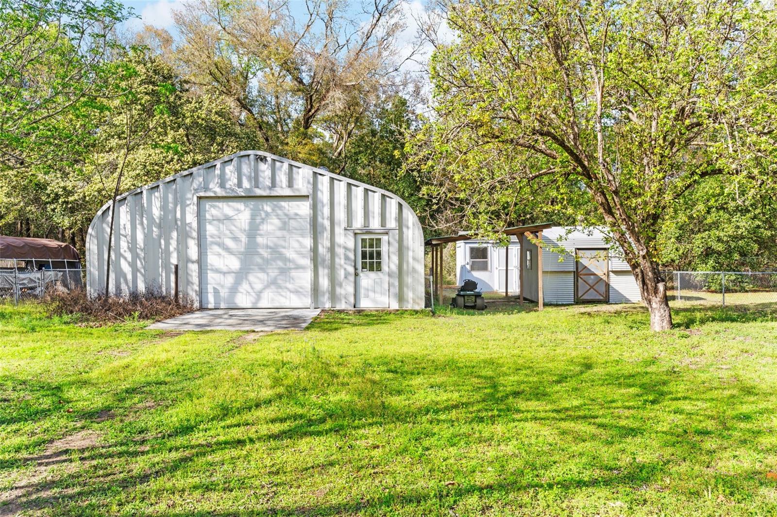 RAINBOW LAKES ESTATE - Residential Lease
