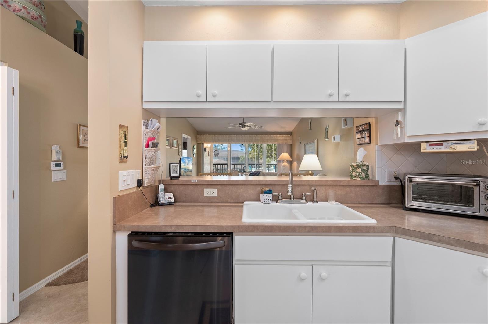 CRYSTAL BAY/KINGSWAY - Residential