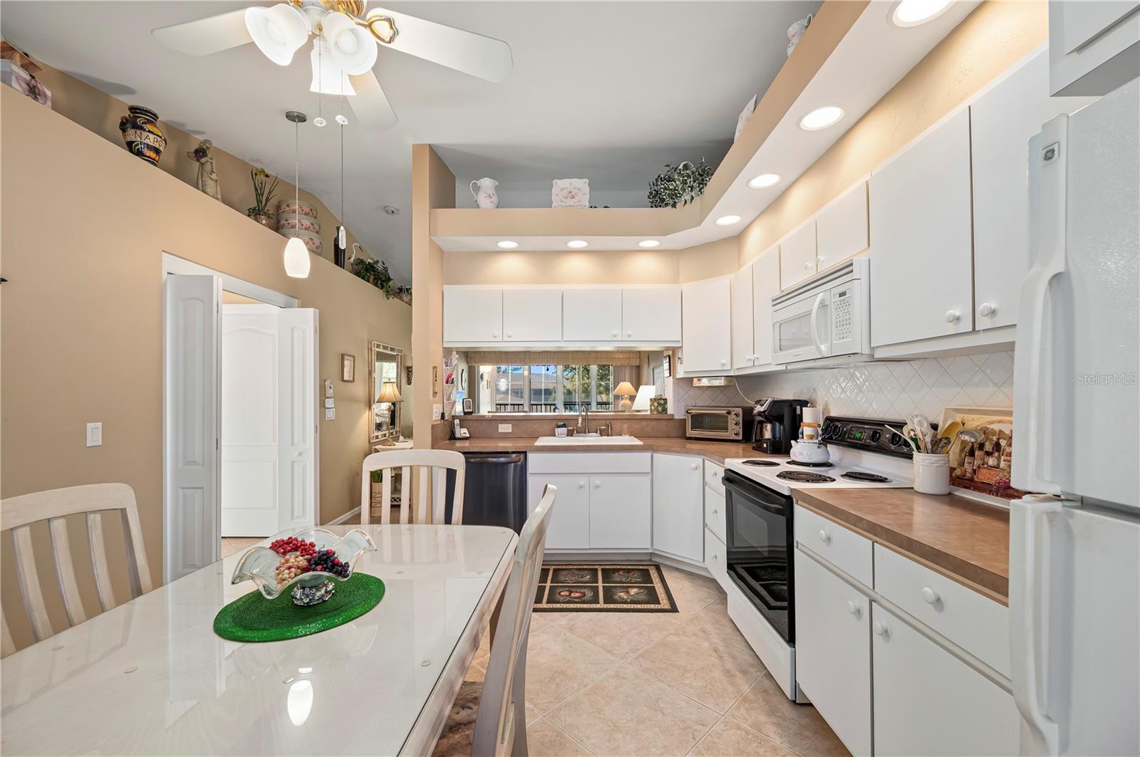 CRYSTAL BAY/KINGSWAY - Residential