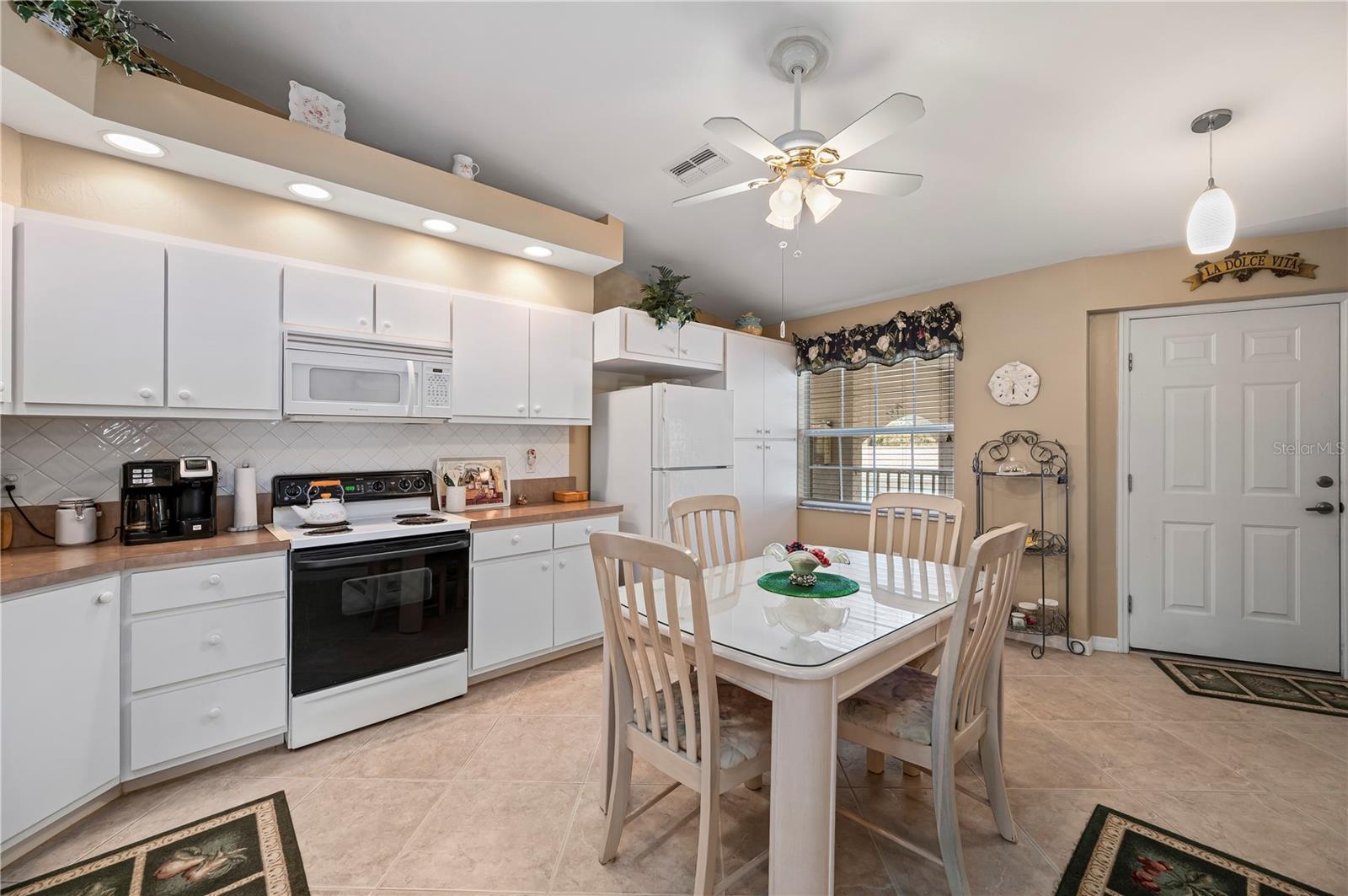 CRYSTAL BAY/KINGSWAY - Residential