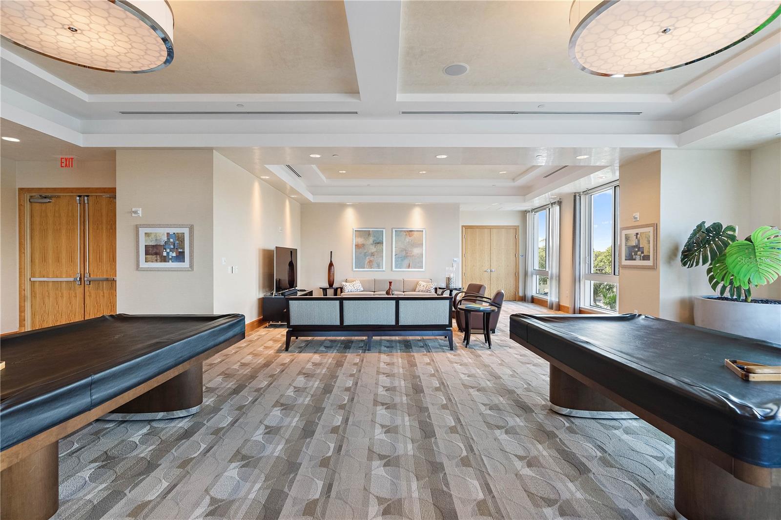 400 BEACH DRIVE CONDO - Residential