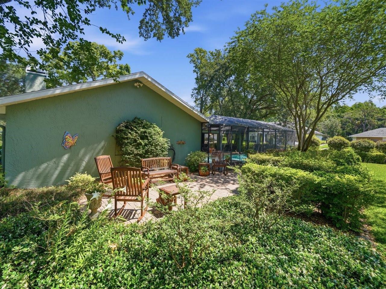 VILLAGE X UNIT II OF CARROLLWO - Residential