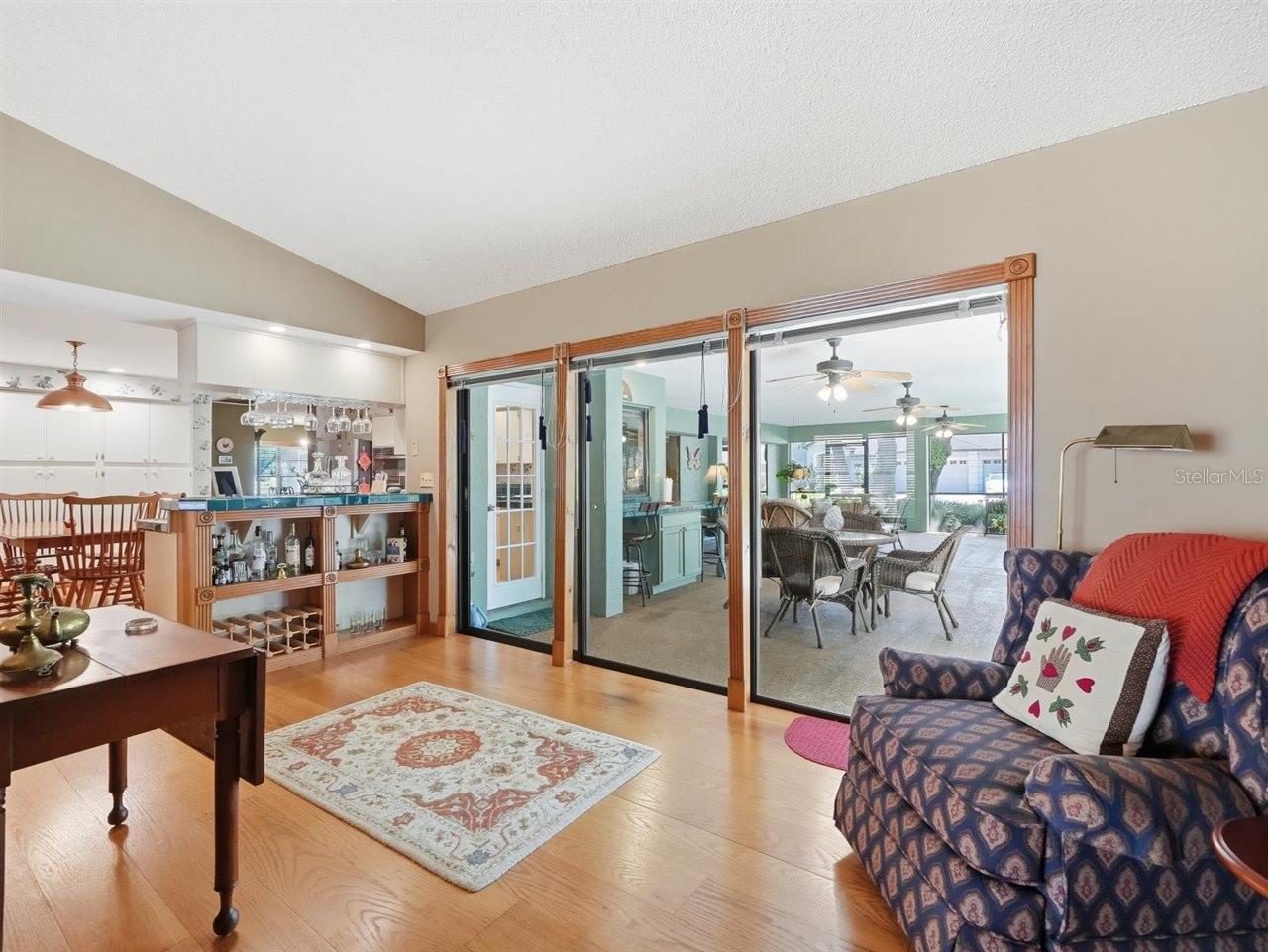 VILLAGE X UNIT II OF CARROLLWO - Residential