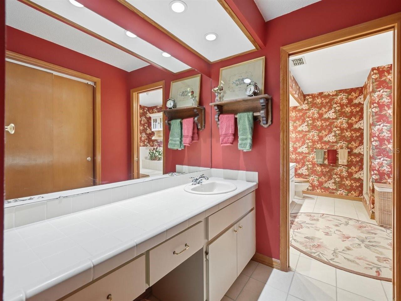 VILLAGE X UNIT II OF CARROLLWO - Residential