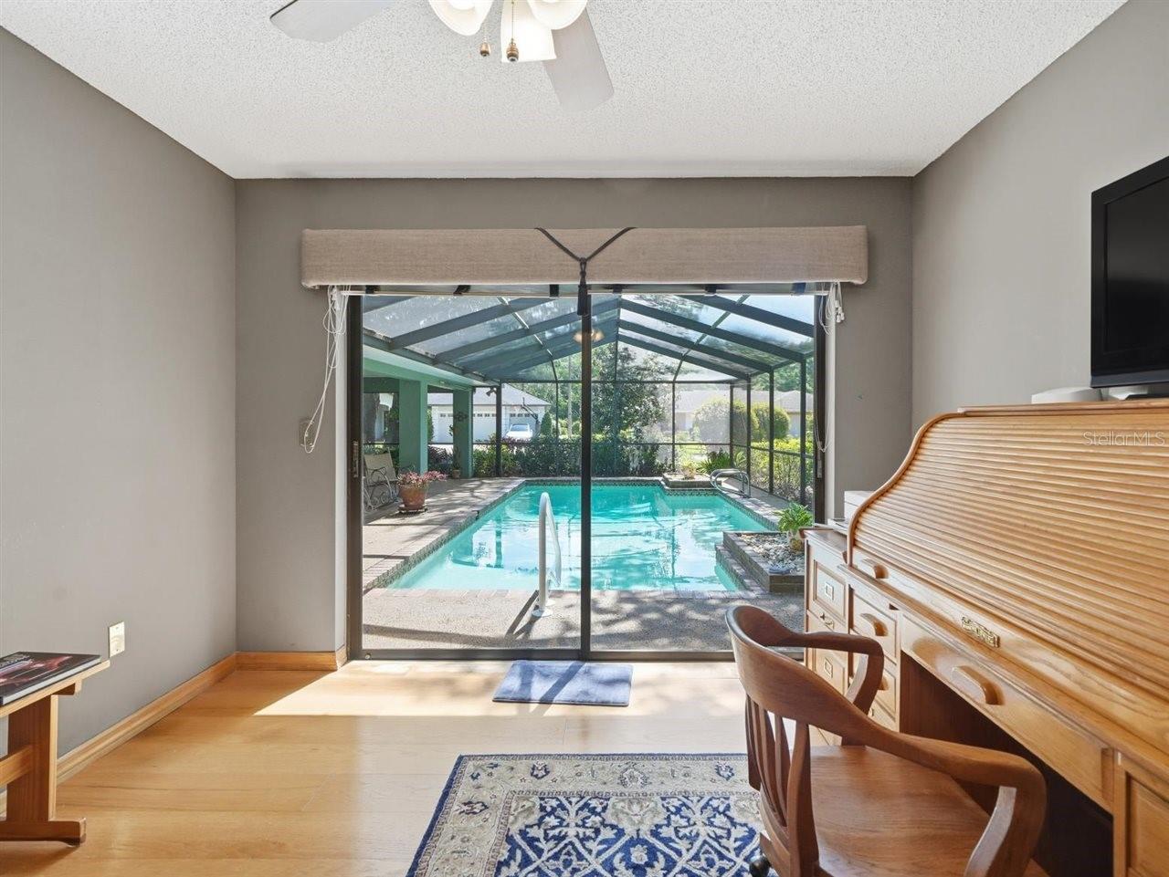 VILLAGE X UNIT II OF CARROLLWO - Residential