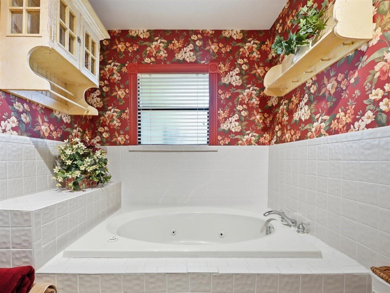 VILLAGE X UNIT II OF CARROLLWO - Residential
