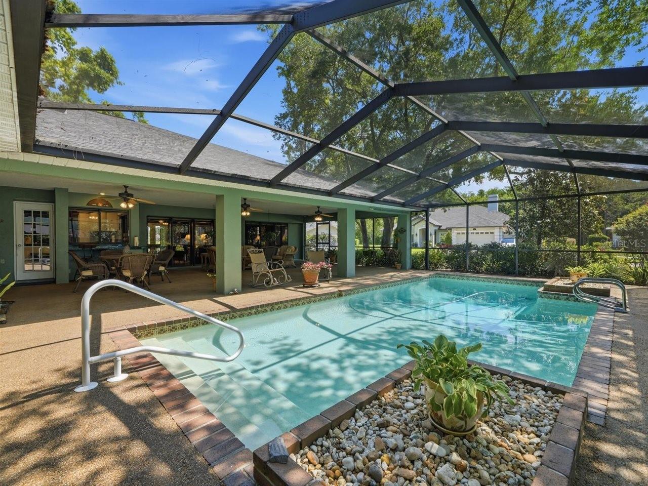 VILLAGE X UNIT II OF CARROLLWO - Residential