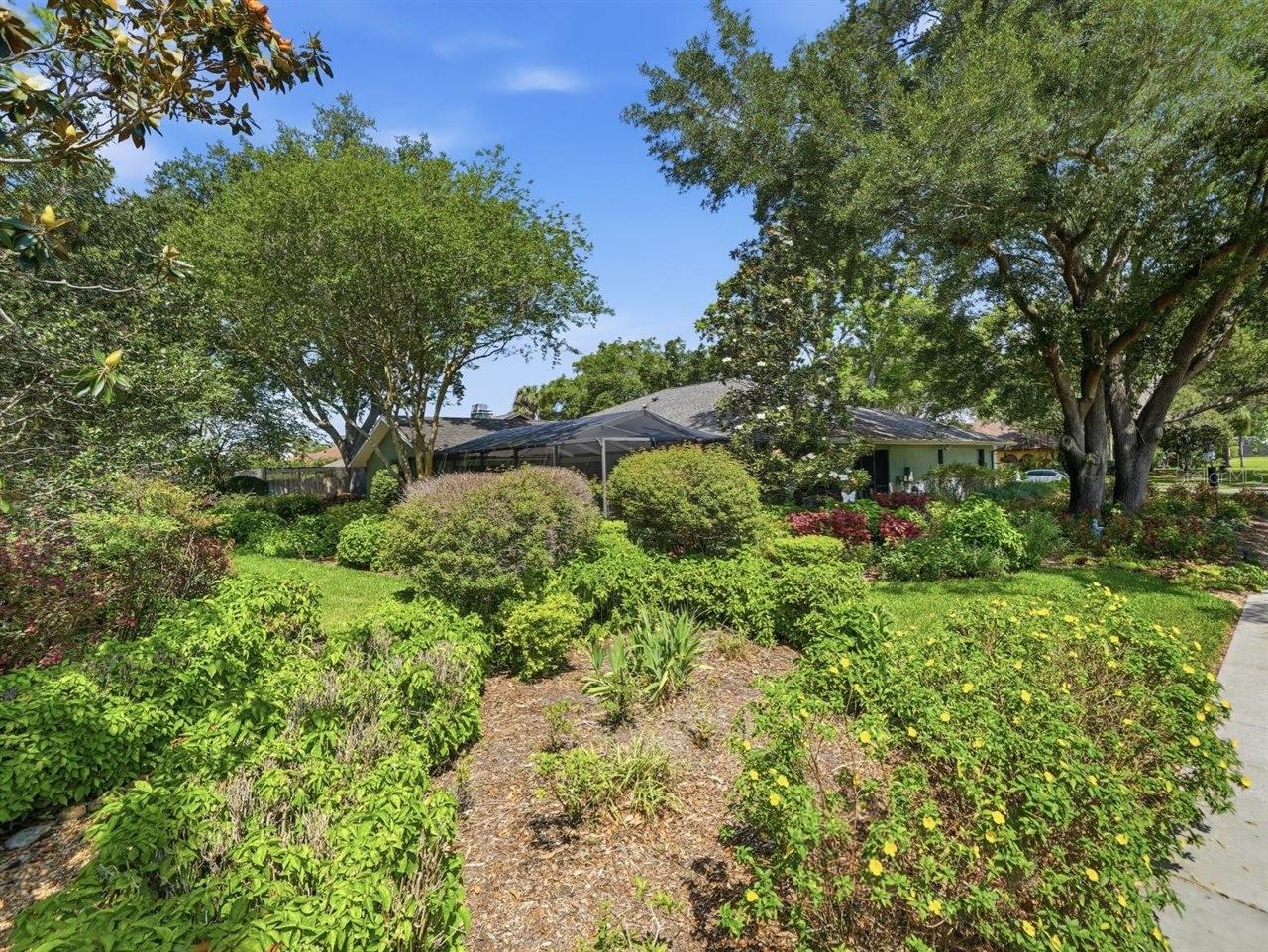VILLAGE X UNIT II OF CARROLLWO - Residential