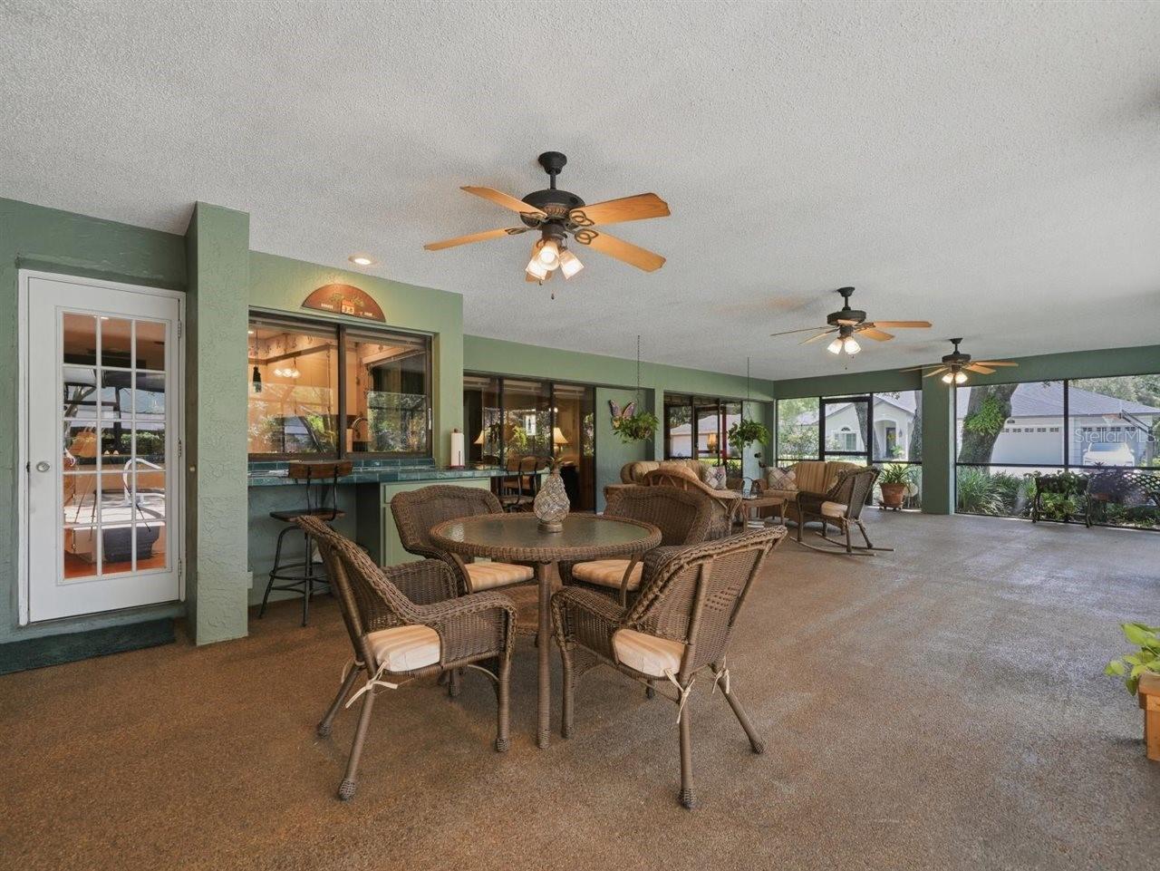 VILLAGE X UNIT II OF CARROLLWO - Residential