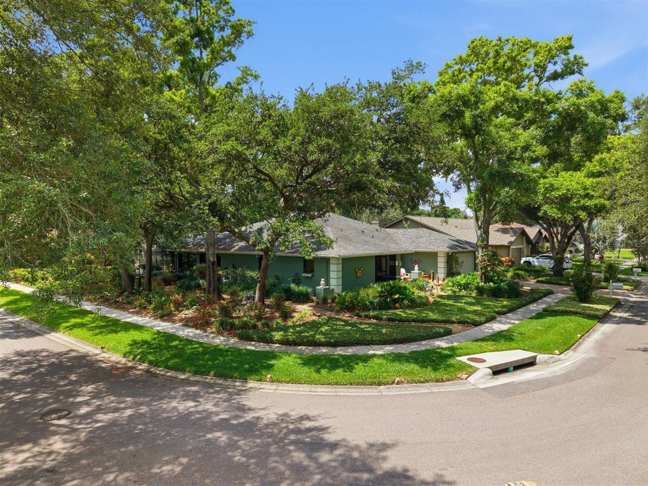 VILLAGE X UNIT II OF CARROLLWO - Residential