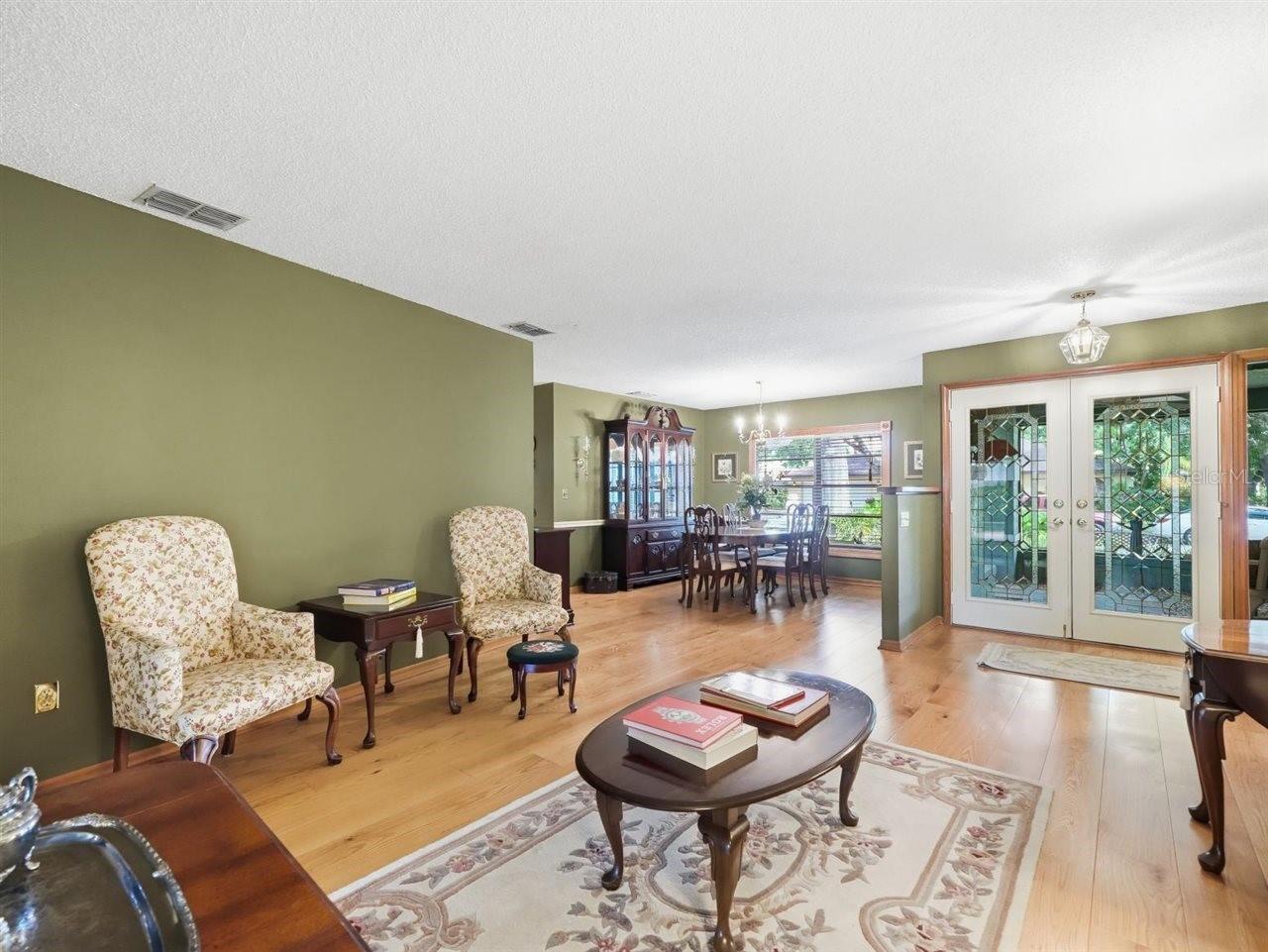 VILLAGE X UNIT II OF CARROLLWO - Residential