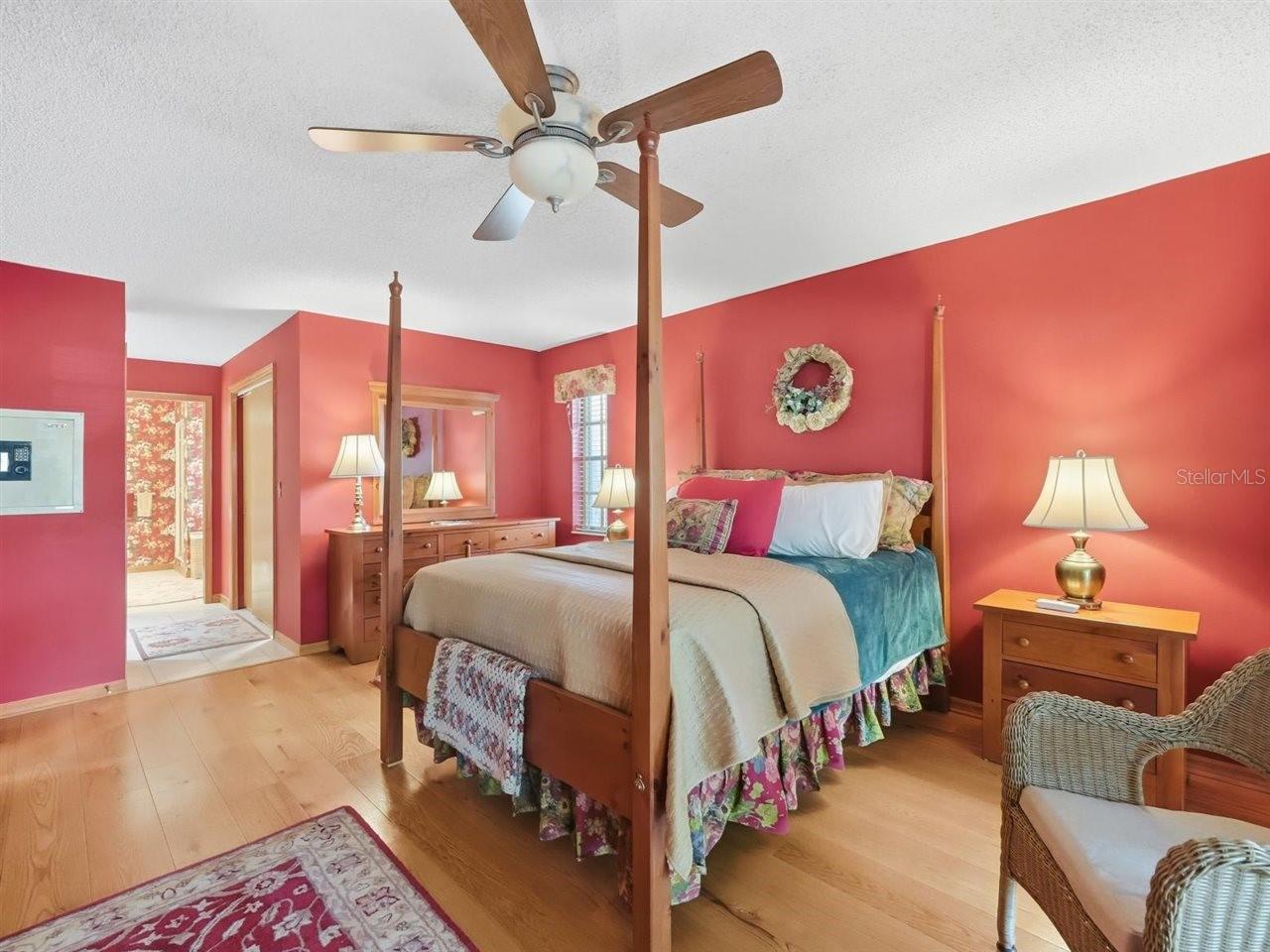 VILLAGE X UNIT II OF CARROLLWO - Residential