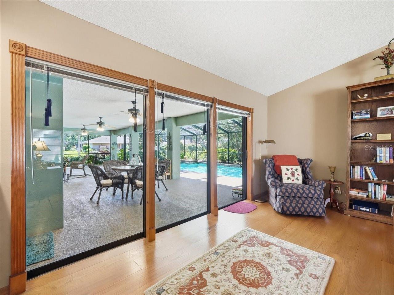 VILLAGE X UNIT II OF CARROLLWO - Residential