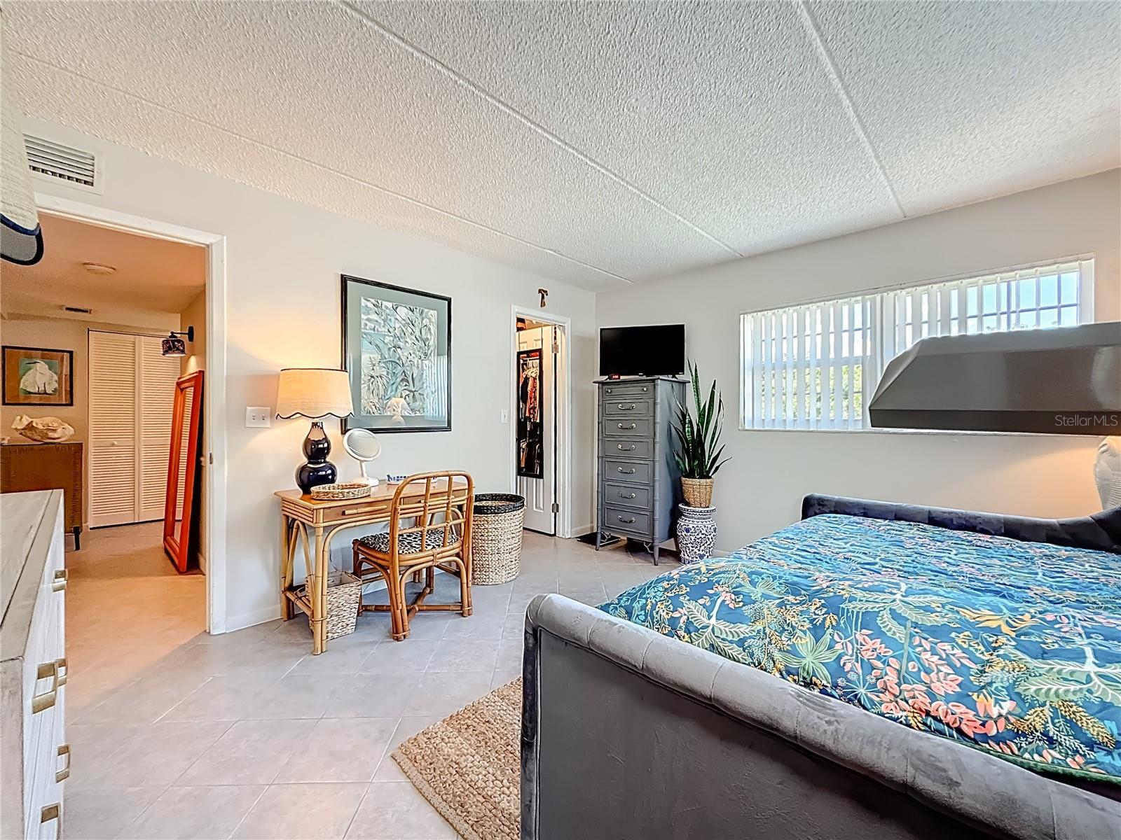 HARBOUR TOWNE CONDO - Residential
