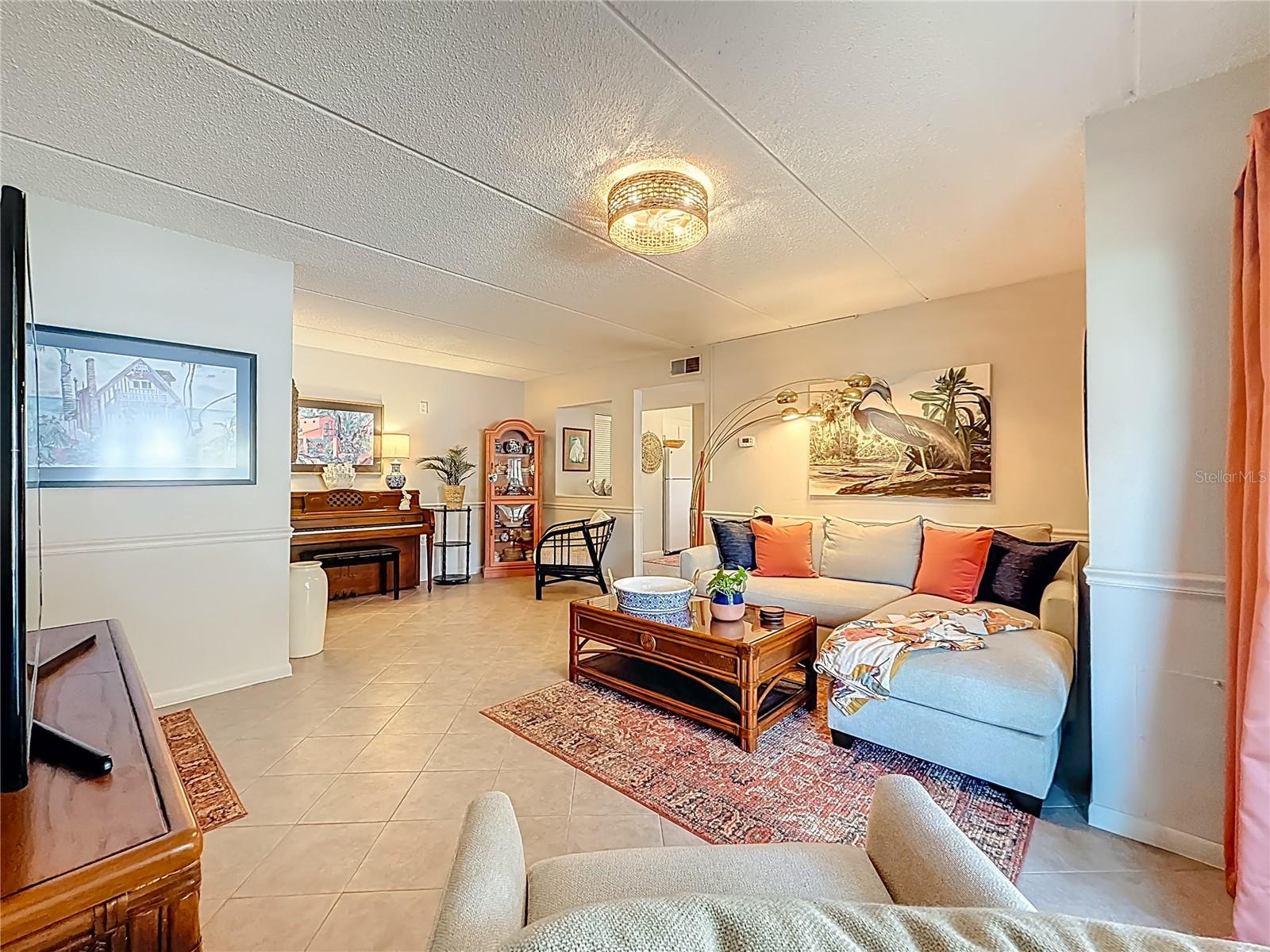 HARBOUR TOWNE CONDO - Residential